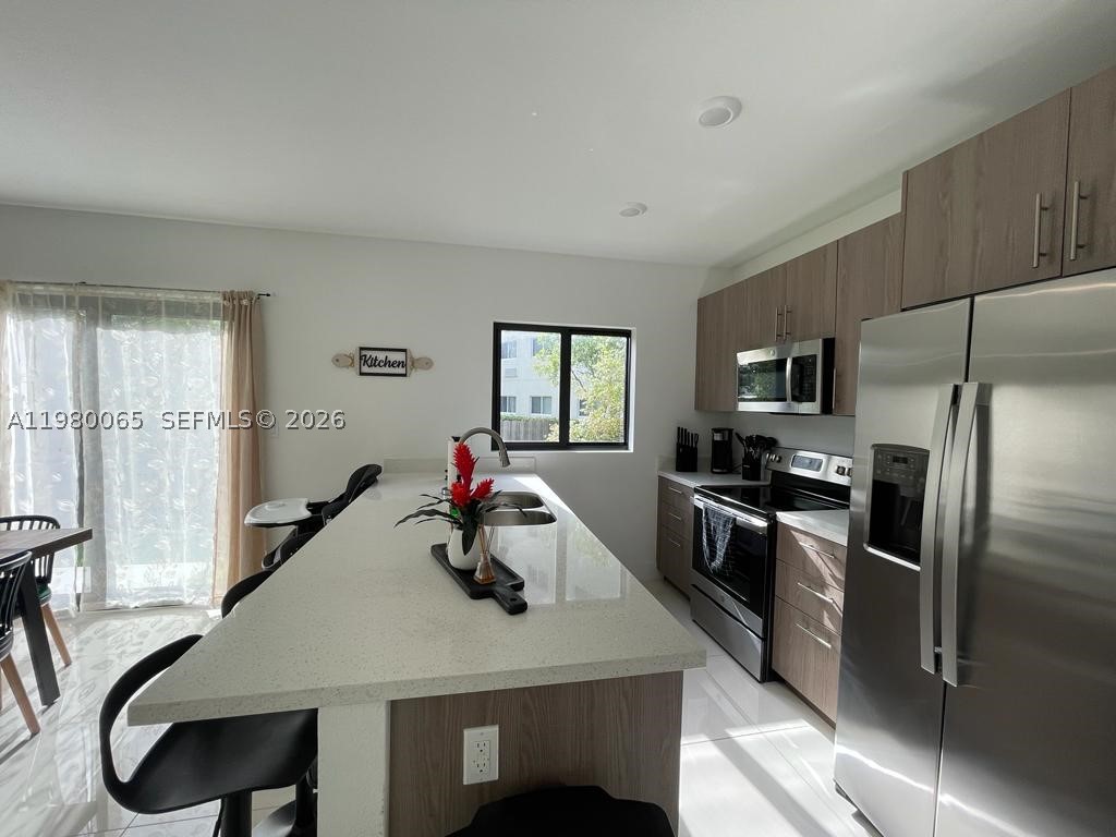302 NW 11th Ct #302, Florida City FL 33034