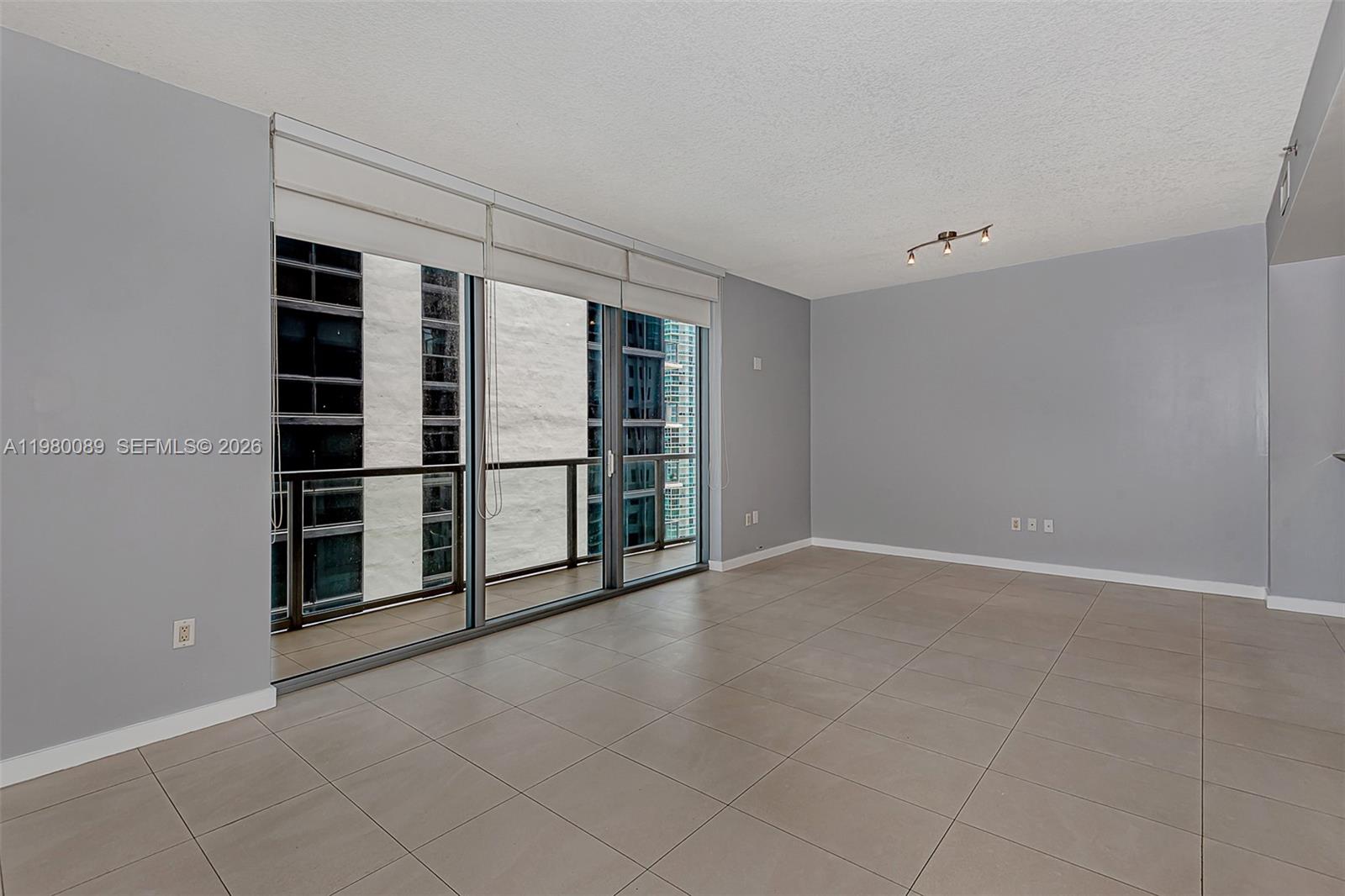 1050 Brickell Ave #2822, Miami FL 33131