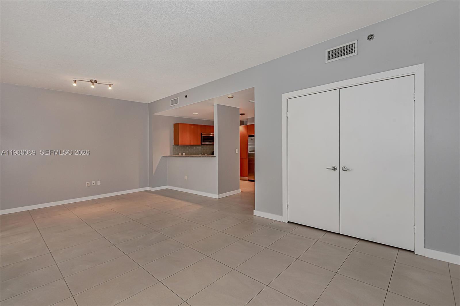 1050 Brickell Ave #2822, Miami FL 33131
