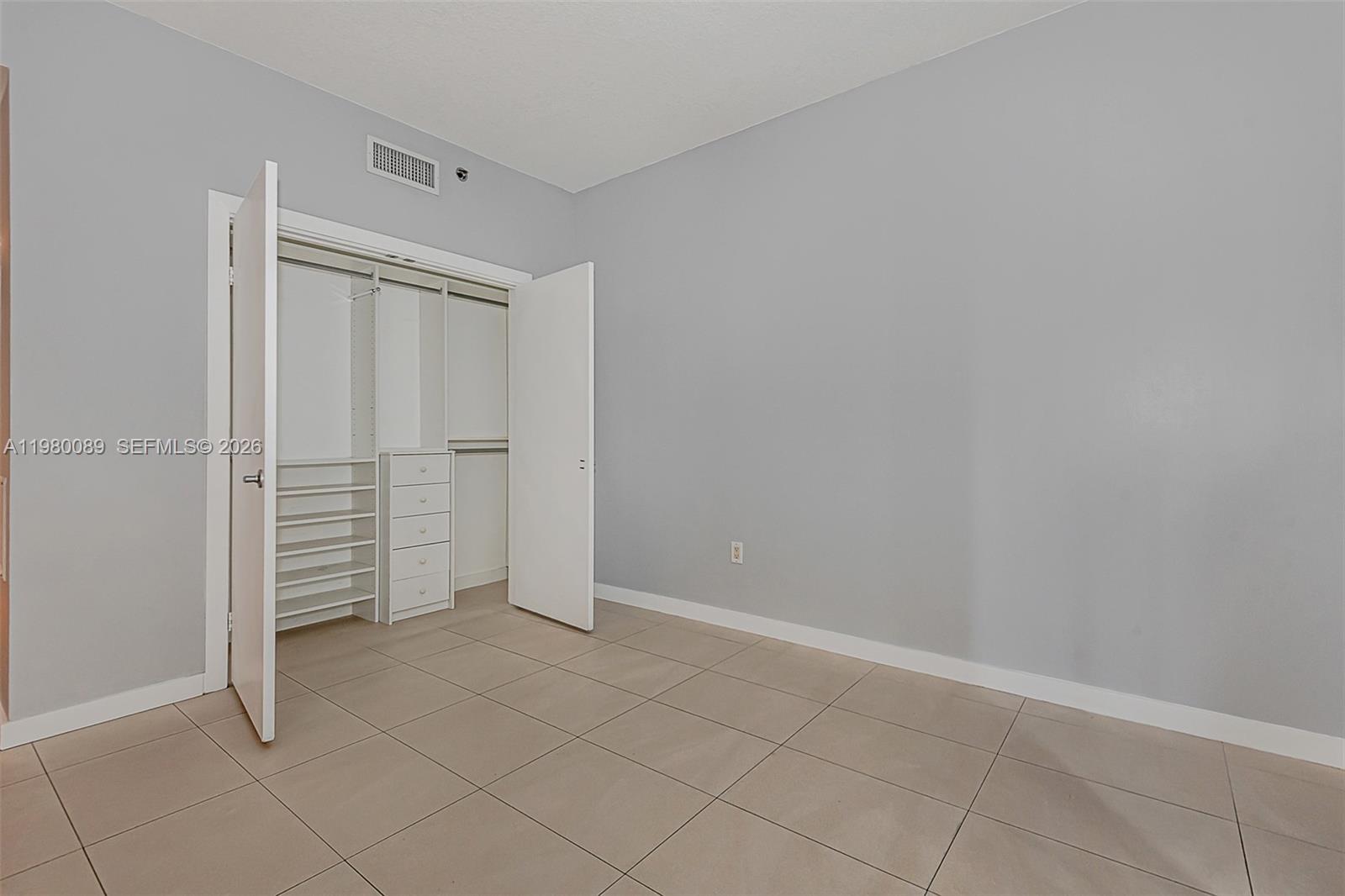 1050 Brickell Ave #2822, Miami FL 33131