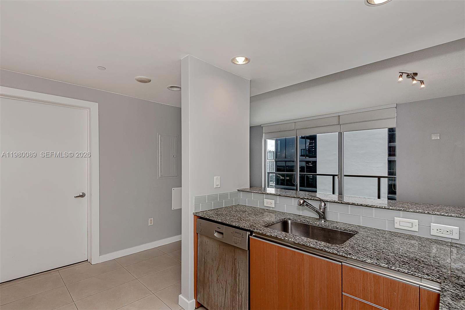 1050 Brickell Ave #2822, Miami FL 33131