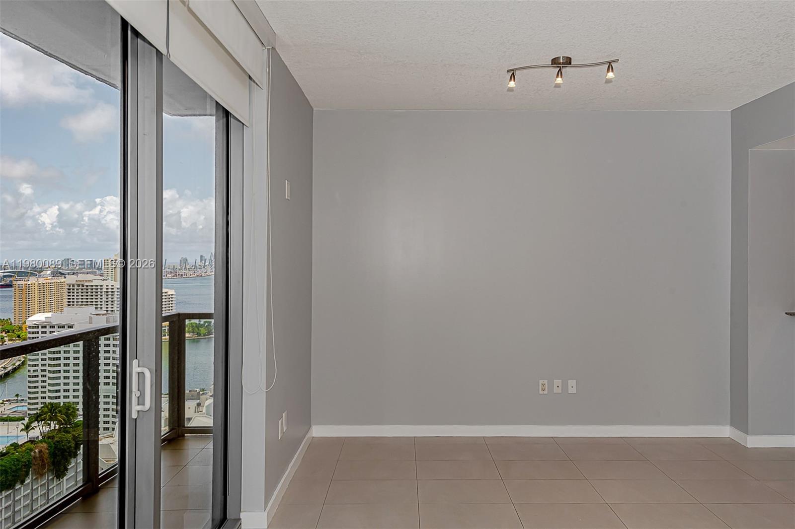 1050 Brickell Ave #2822, Miami FL 33131