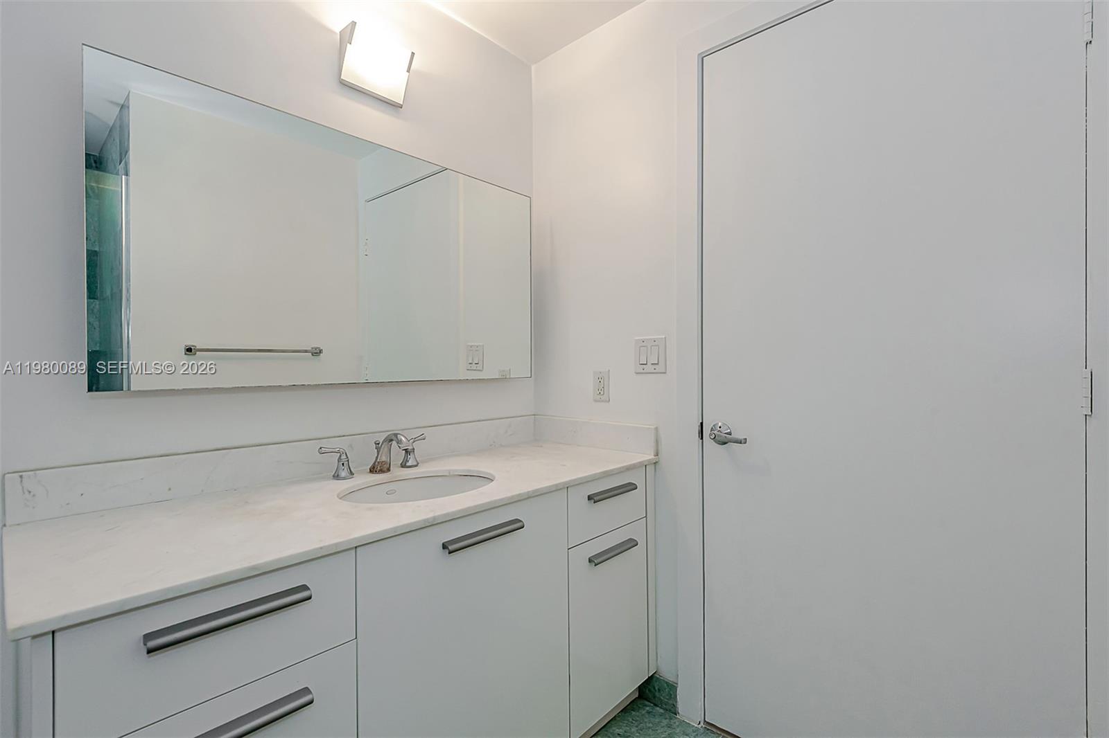 1050 Brickell Ave #2822, Miami FL 33131