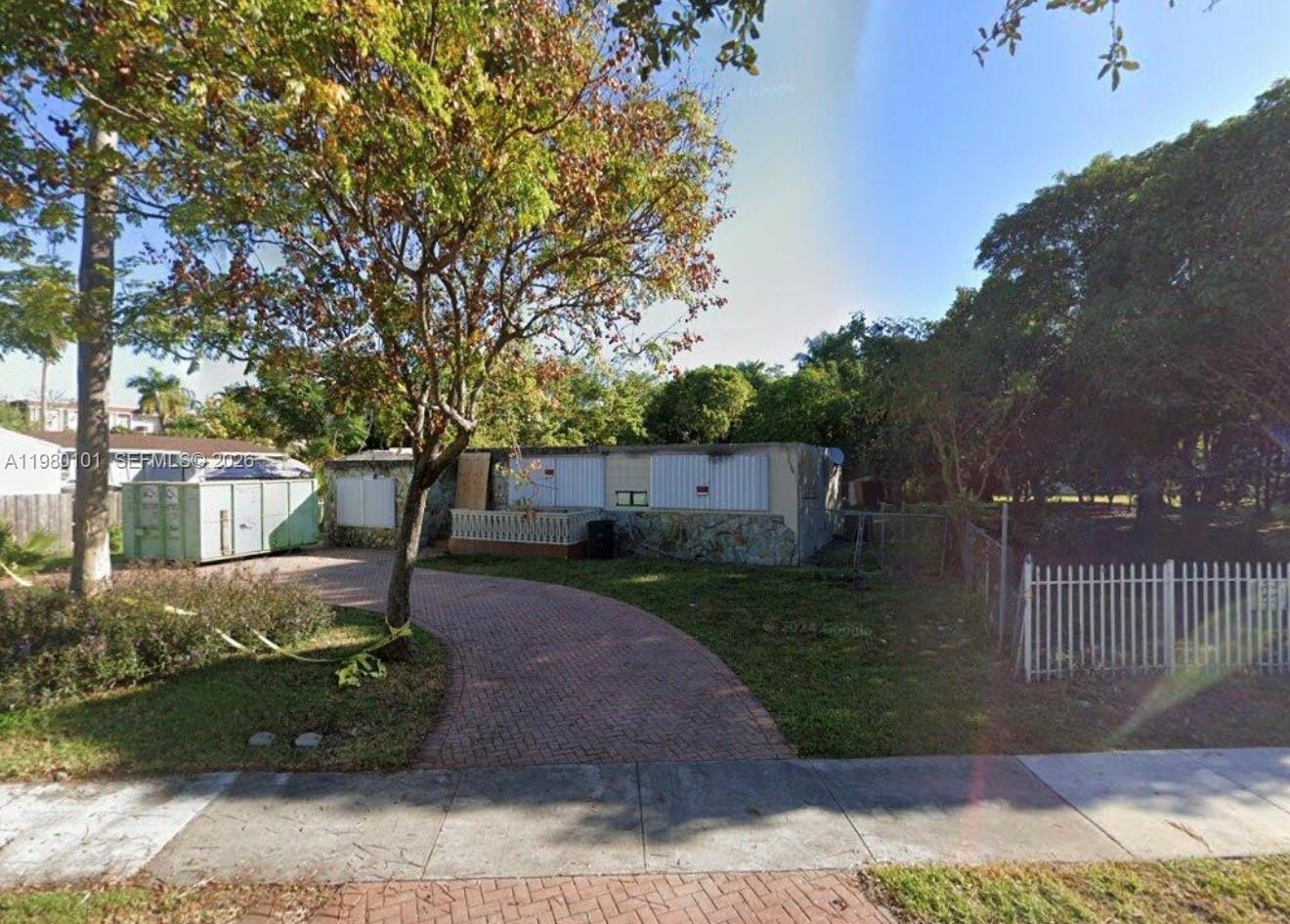 12395 Griffing Blvd, North Miami FL 33161