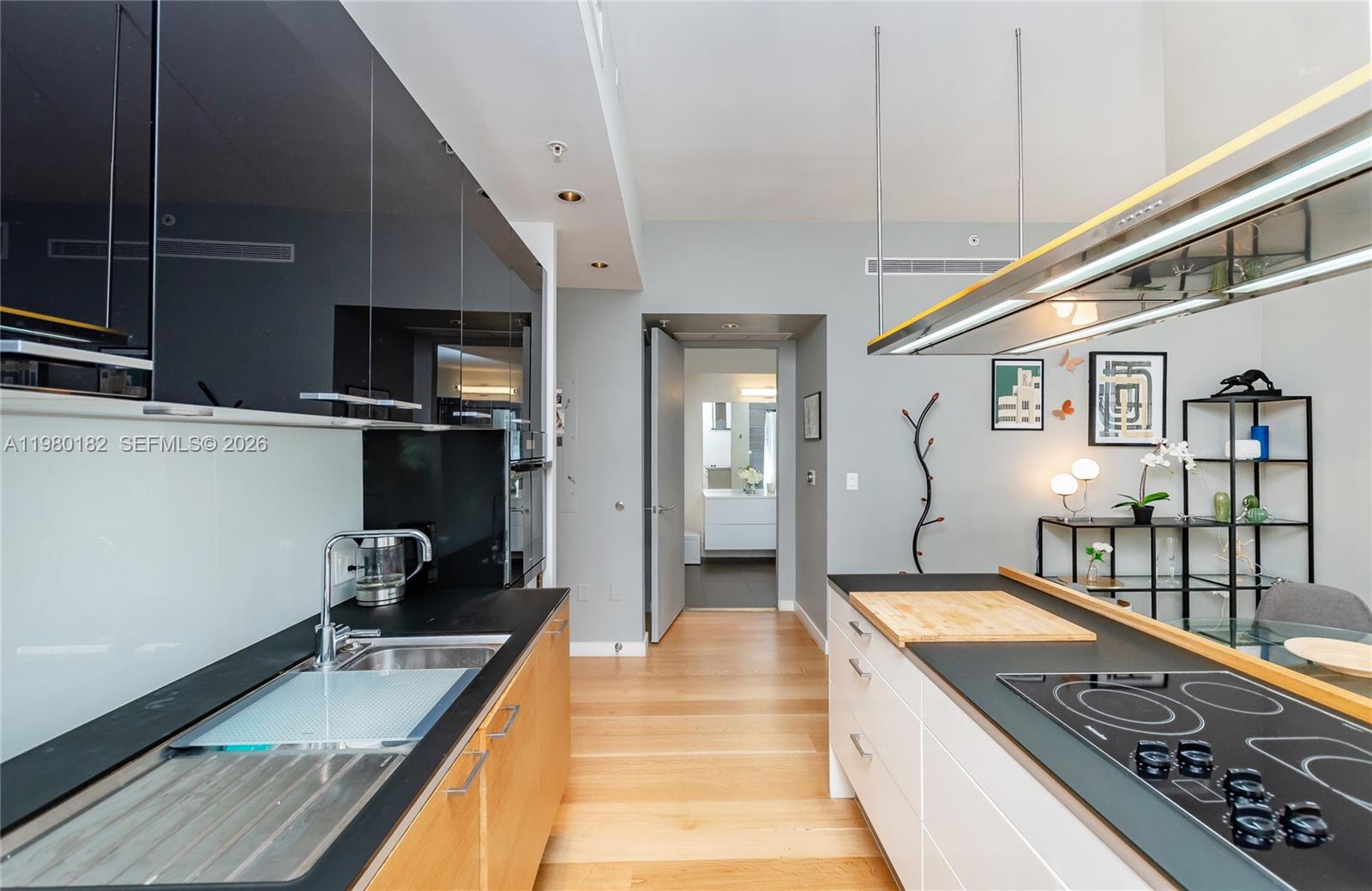 2100 Park Ave #309, Miami Beach FL 33139