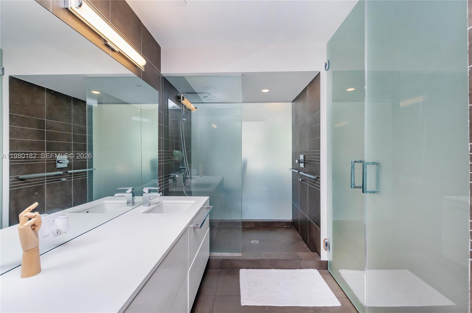 2100 Park Ave #309, Miami Beach FL 33139