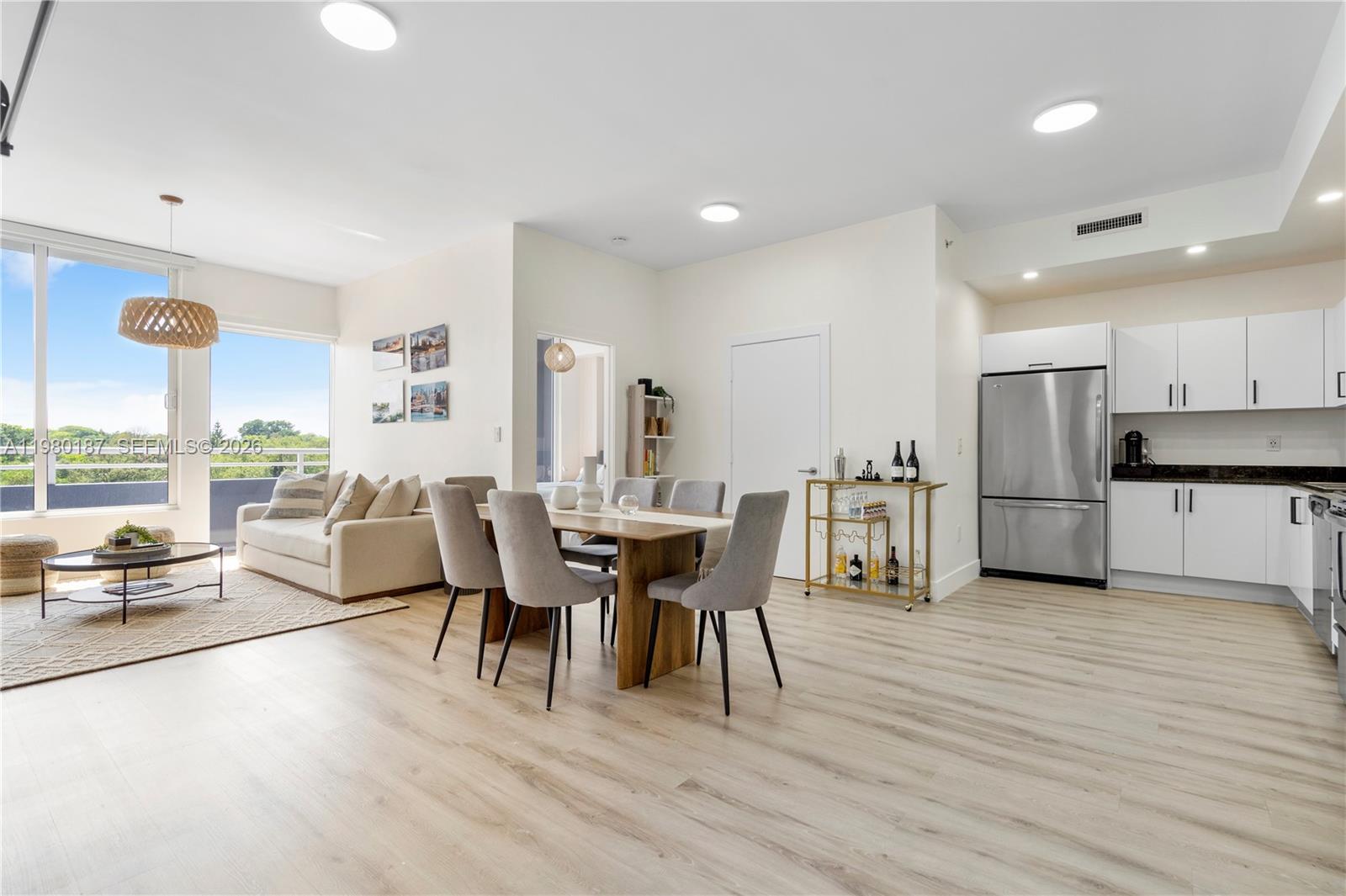 3250 Grand Ave #507, Miami FL 33133