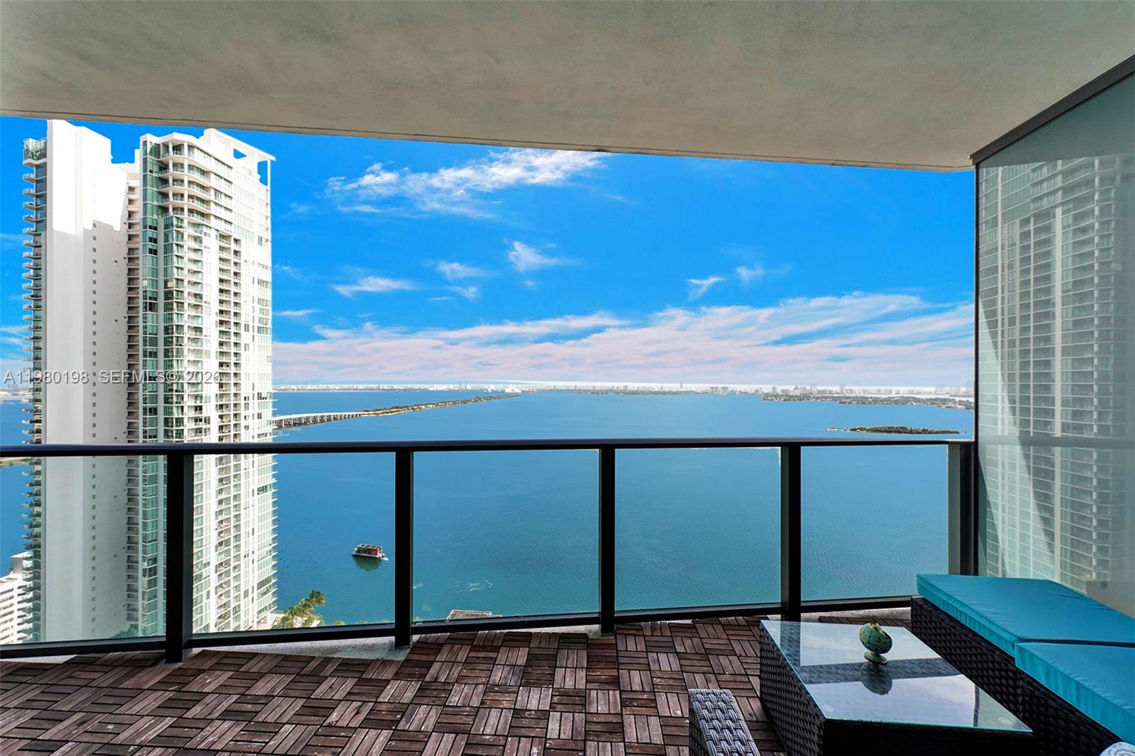 460 NE 28th St #3403, Miami FL 33137