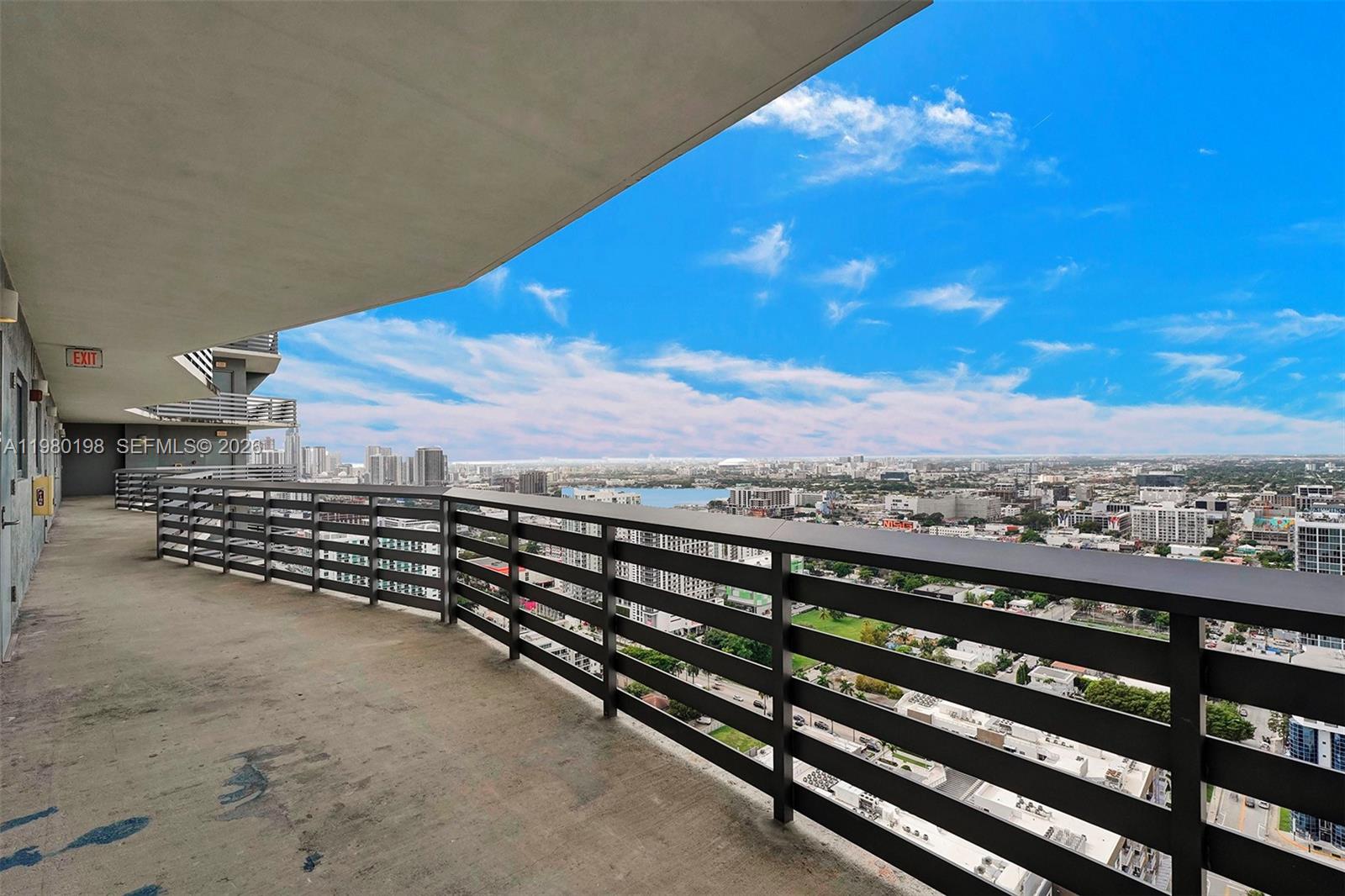 460 NE 28th St #3403, Miami FL 33137