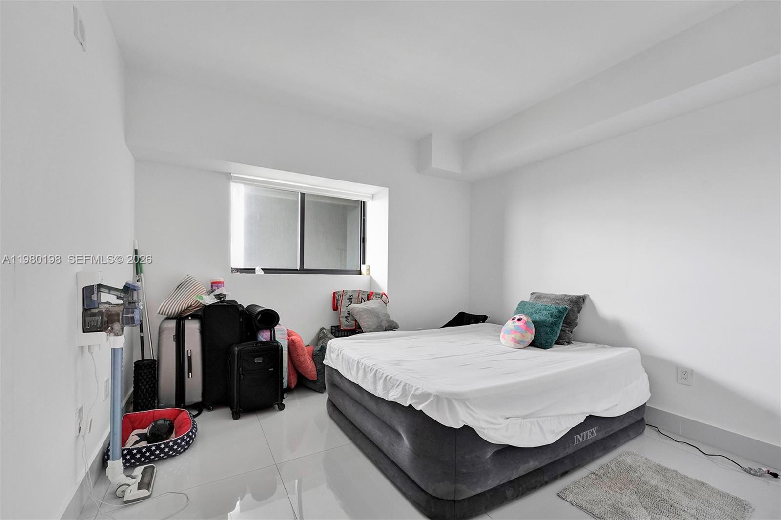 460 NE 28th St #3403, Miami FL 33137