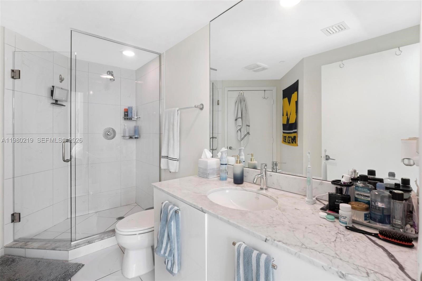 55 SE 6th St #3102, Miami FL 33131