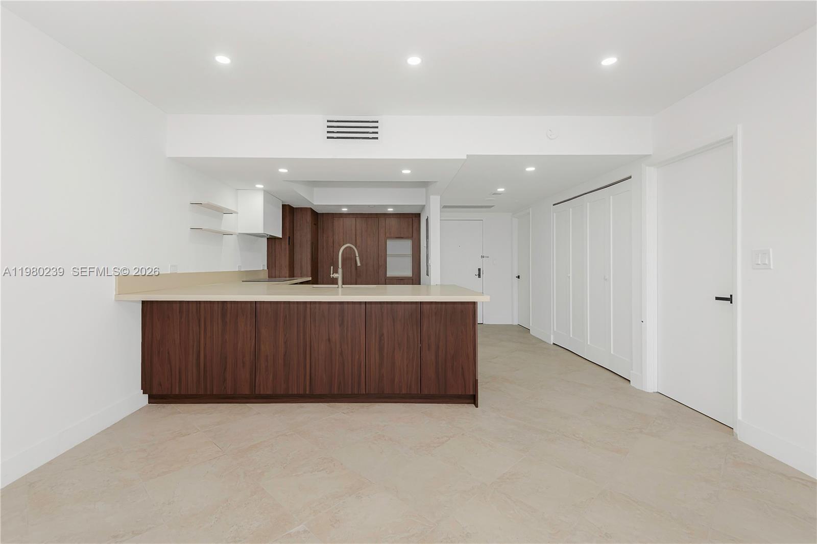 8855 Collins Ave #6E, Surfside FL 33154
