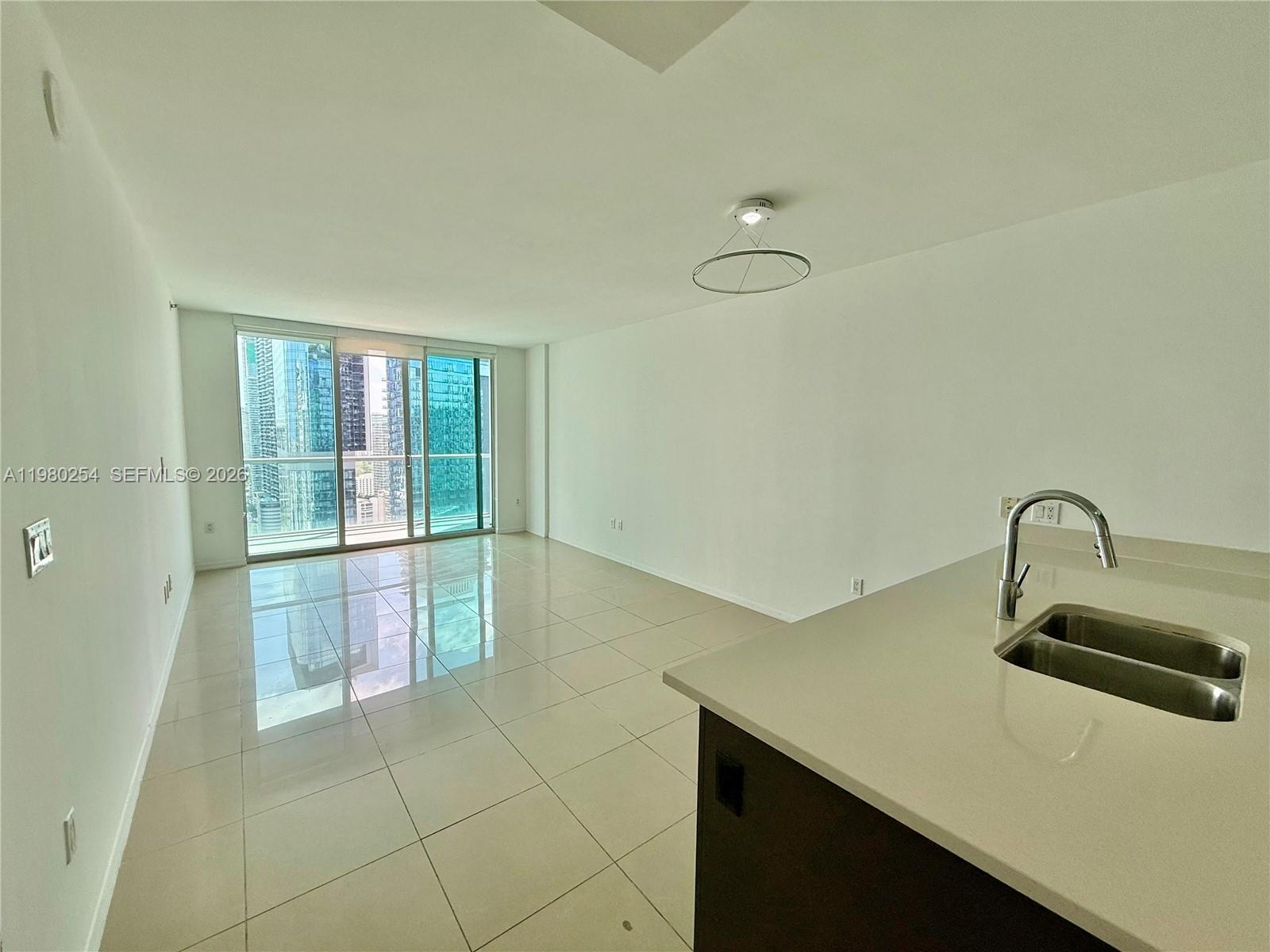 55 SE 6th St #3804, Miami FL 33131