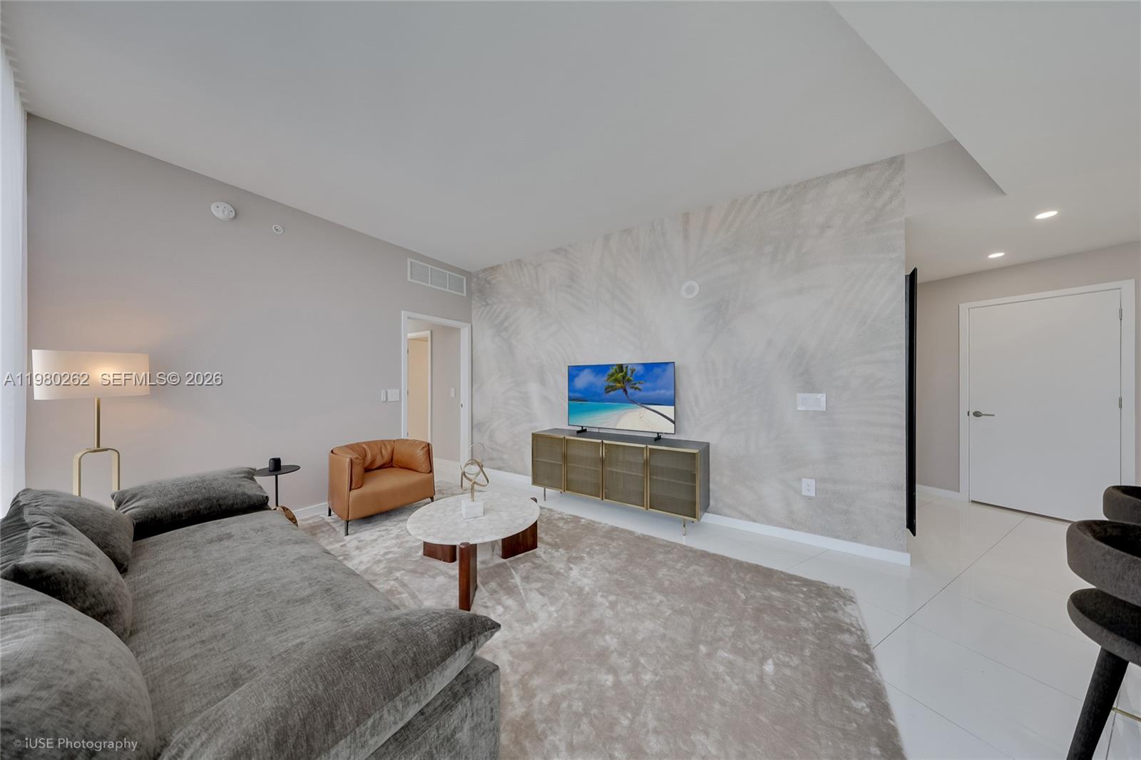 851 NE 1st Ave #3402, Miami FL 33132