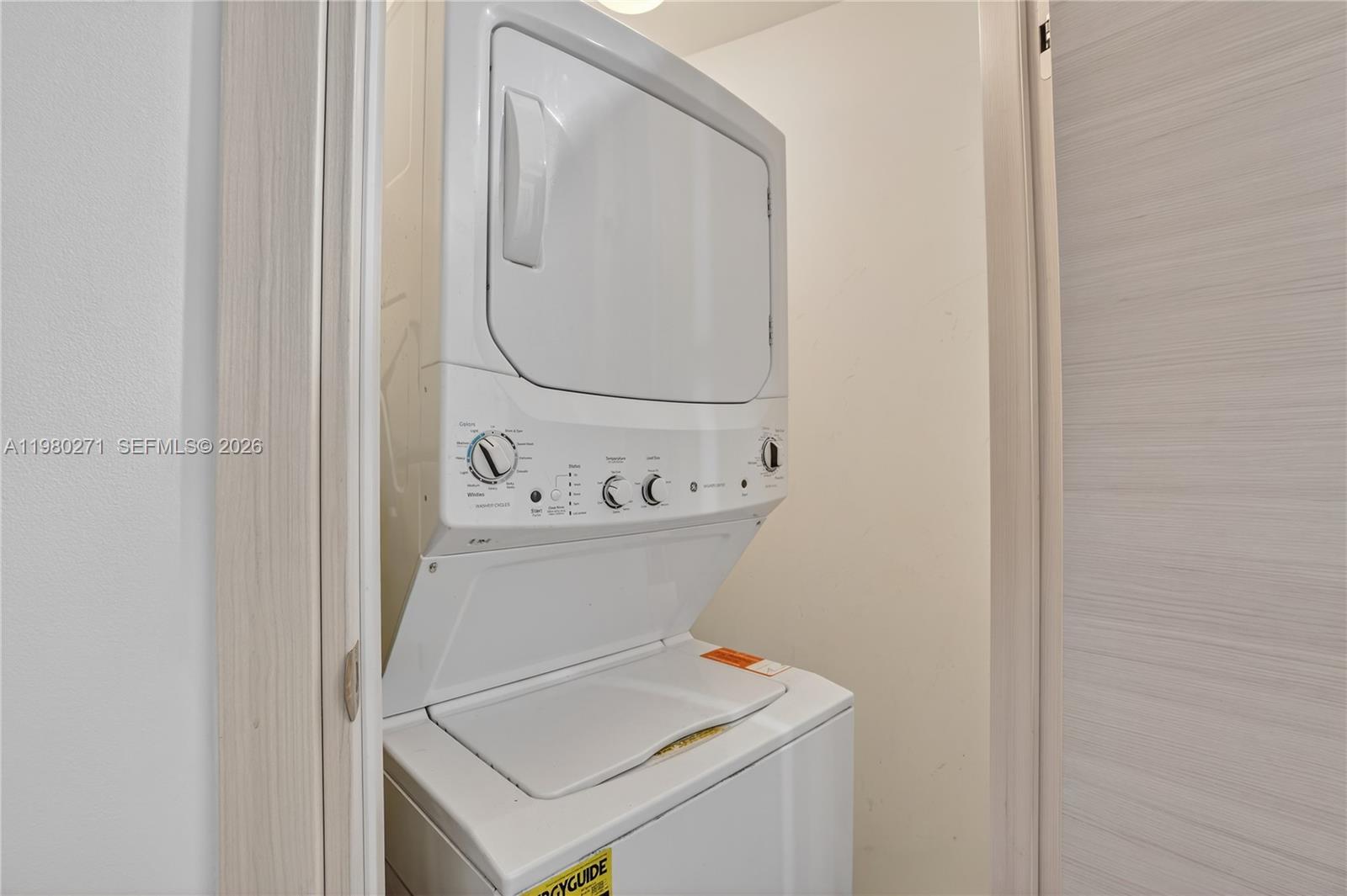 801 S Miami Ave #2805, Miami FL 33130