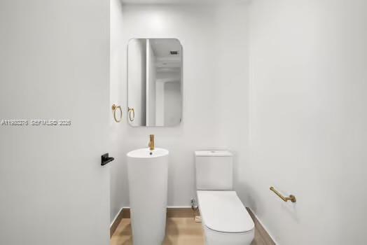 100 S Pointe Dr #1701, Miami Beach FL 33139