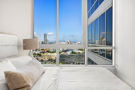 100 S Pointe Dr #1701, Miami Beach FL 33139