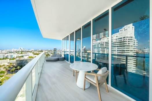 100 S Pointe Dr #1701, Miami Beach FL 33139