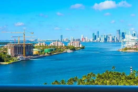 100 S Pointe Dr #1701, Miami Beach FL 33139