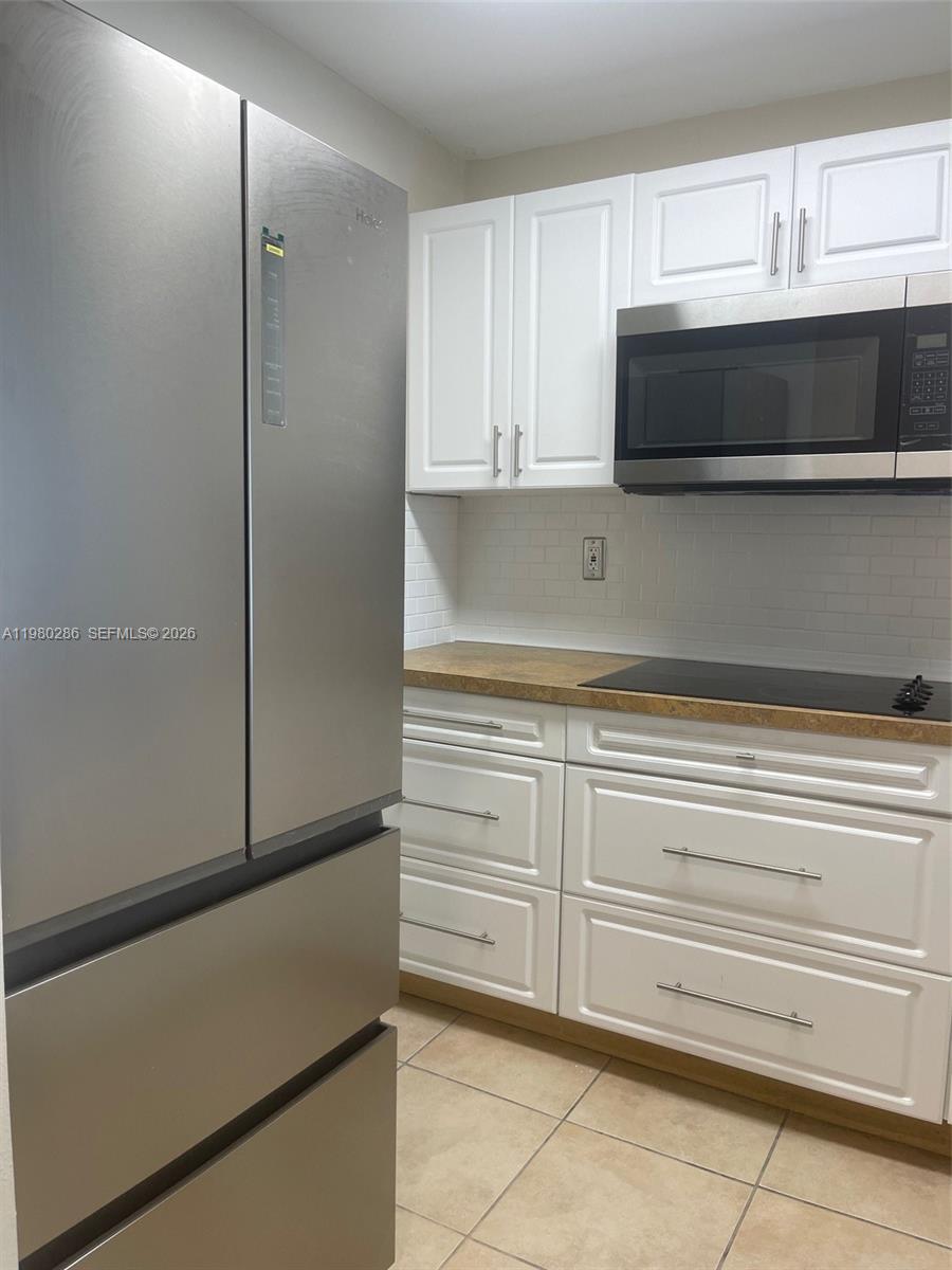 2500 SW 6th St #404, Miami FL 33135