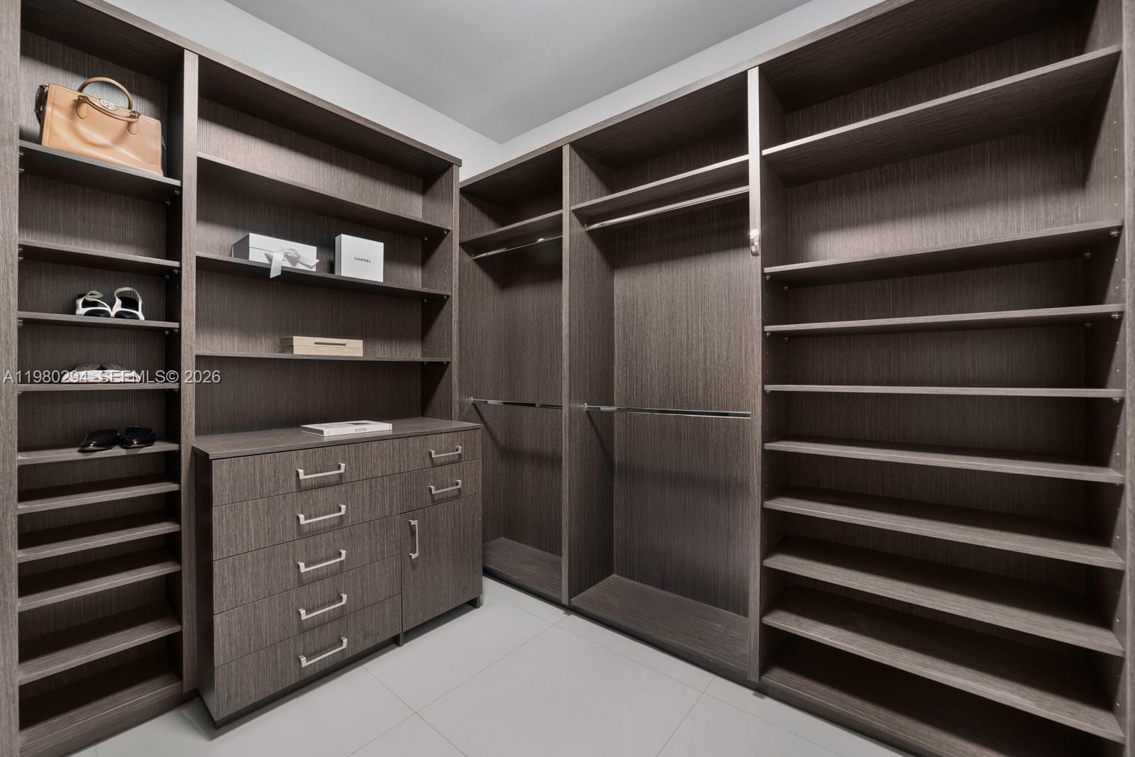 5959 Collins Ave #1606, Miami Beach FL 33140
