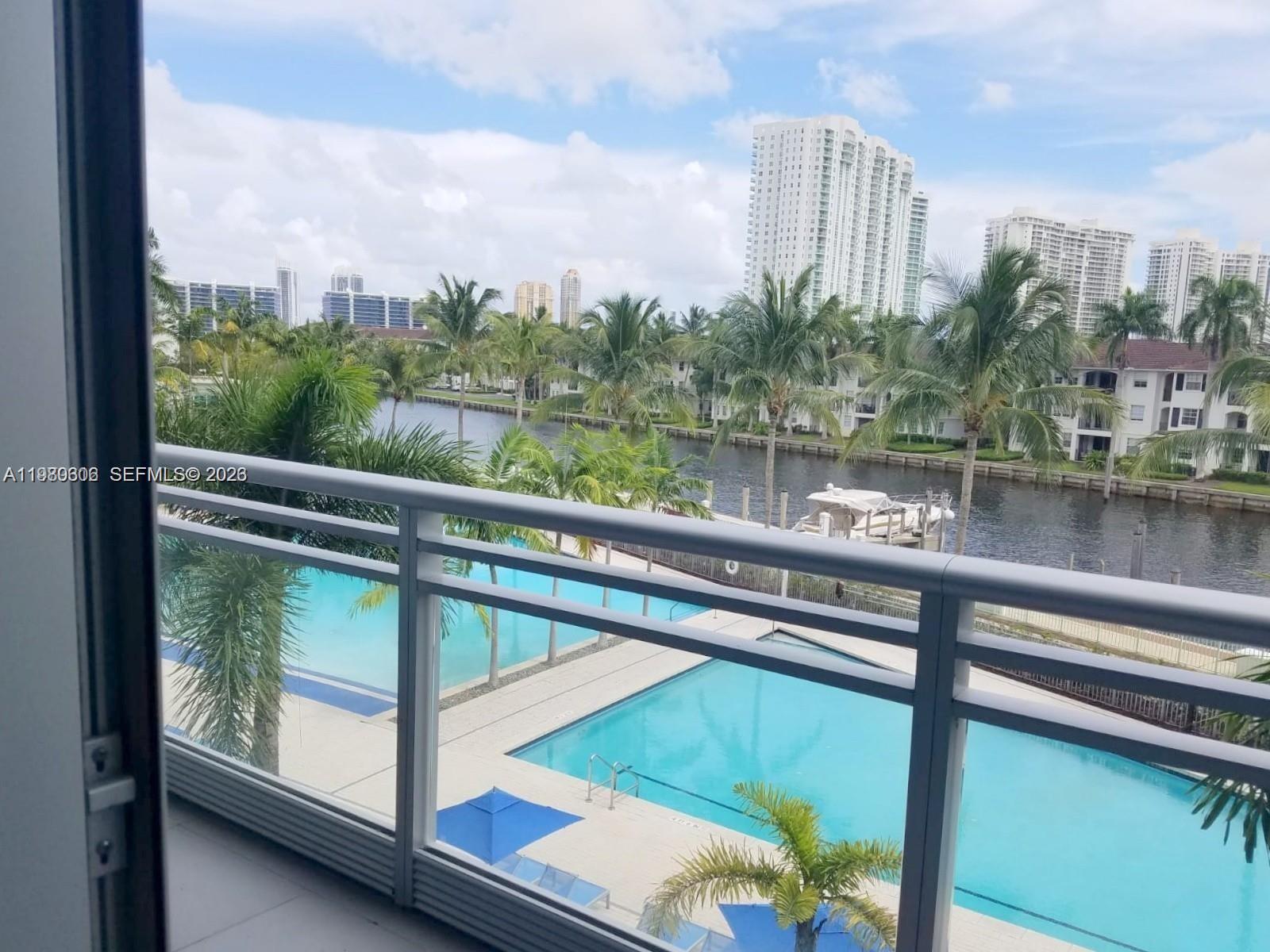 2950 NE 188th St #237, Aventura FL 33180