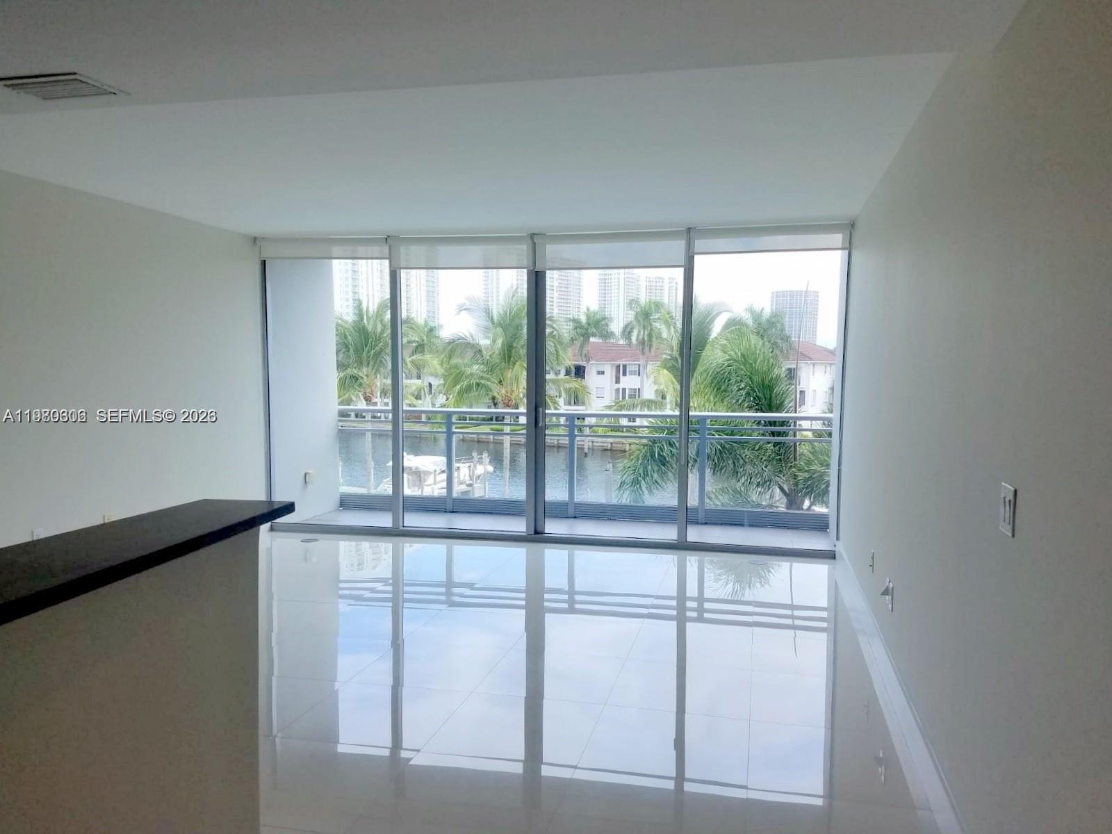 2950 NE 188th St #237, Aventura FL 33180