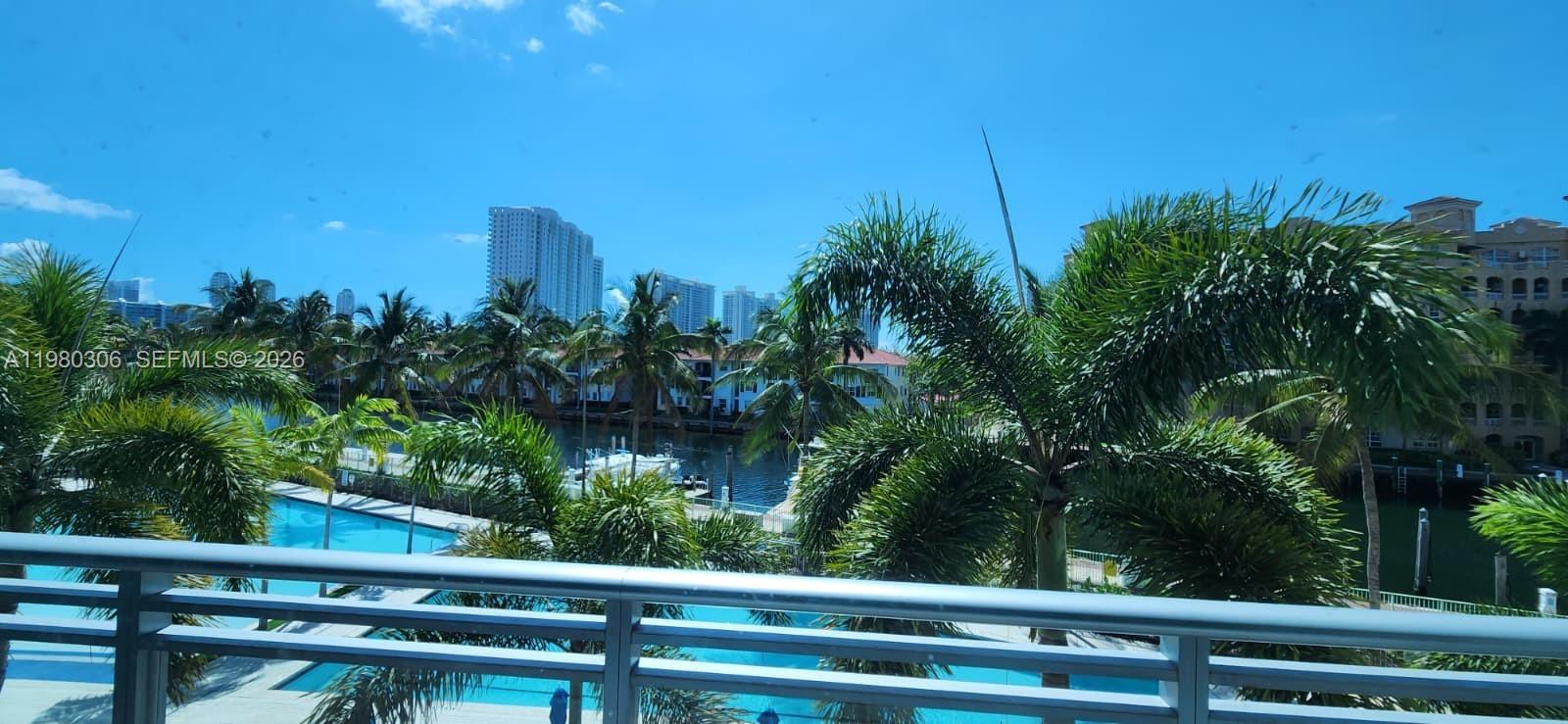 2950 NE 188th St #237, Aventura FL 33180