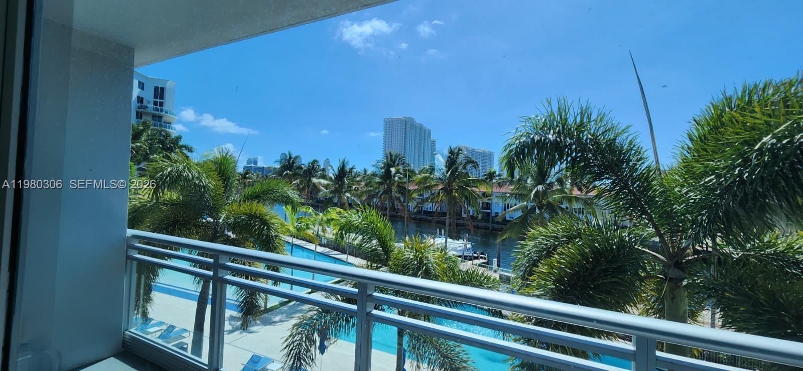 2950 NE 188th St #237, Aventura FL 33180