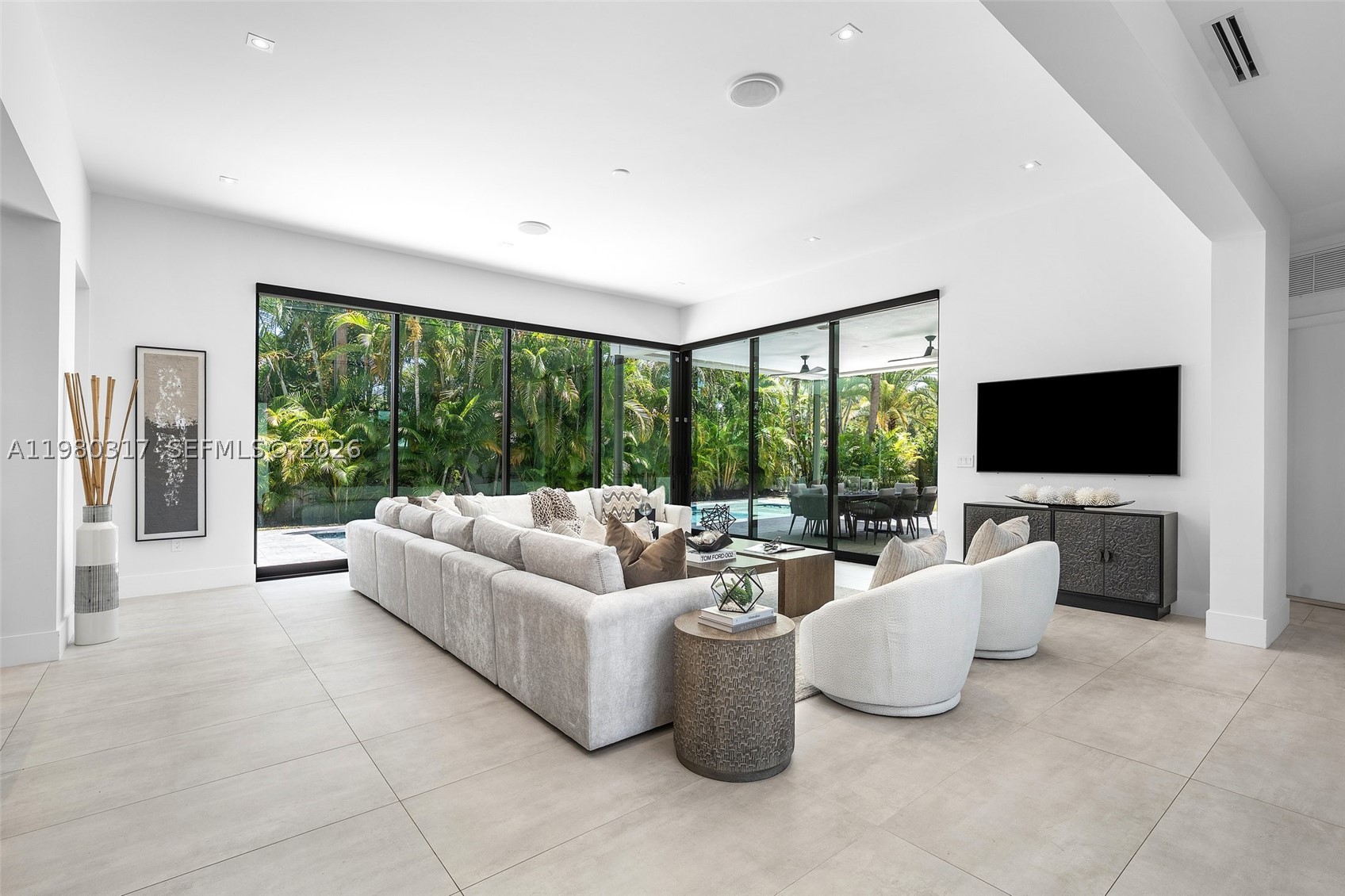 2500 Middle River Dr, Fort Lauderdale FL 33305