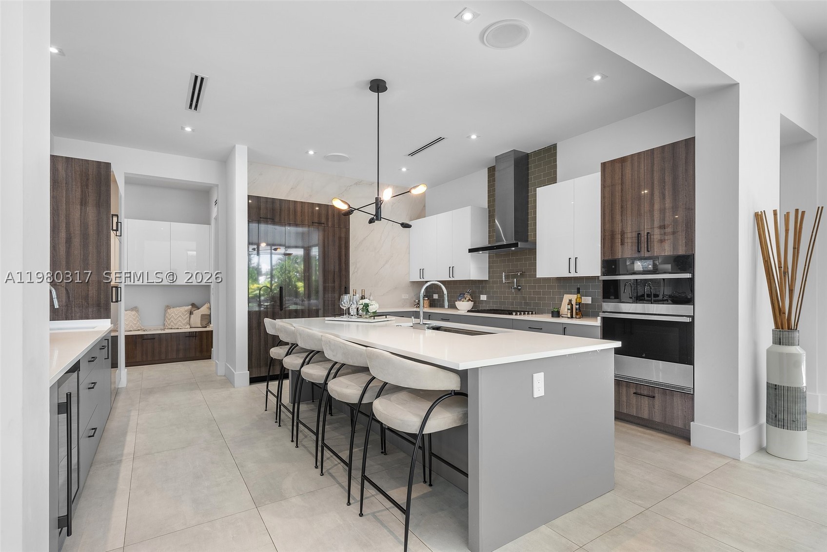 2500 Middle River Dr, Fort Lauderdale FL 33305