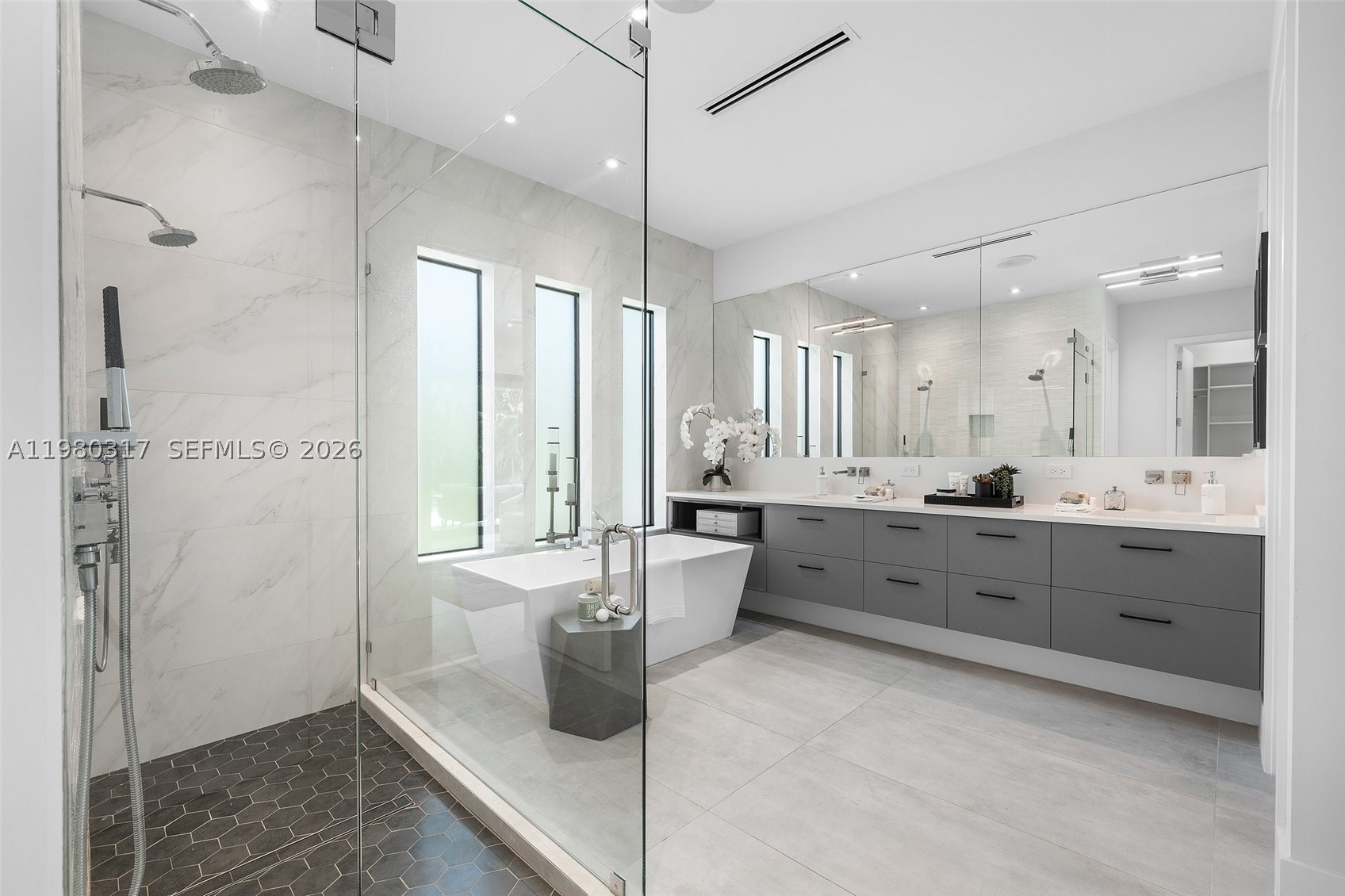 2500 Middle River Dr, Fort Lauderdale FL 33305