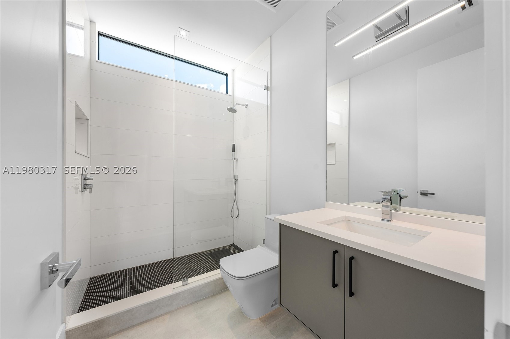 2500 Middle River Dr, Fort Lauderdale FL 33305