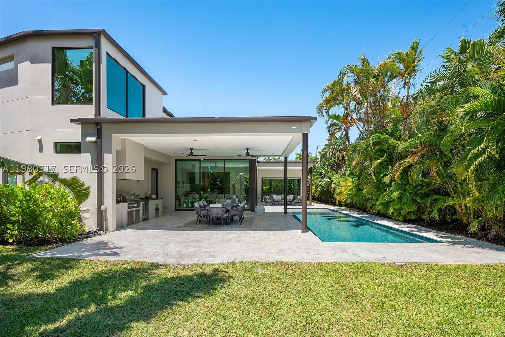 2500 Middle River Dr, Fort Lauderdale FL 33305