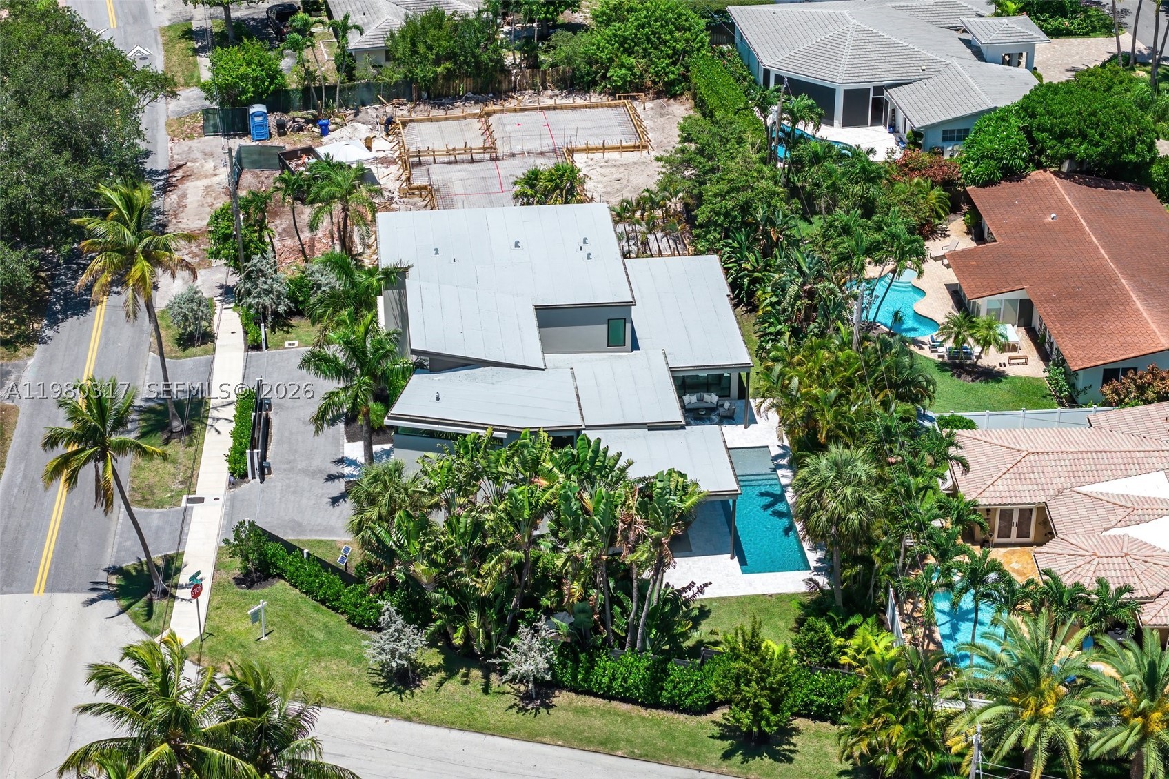 2500 Middle River Dr, Fort Lauderdale FL 33305