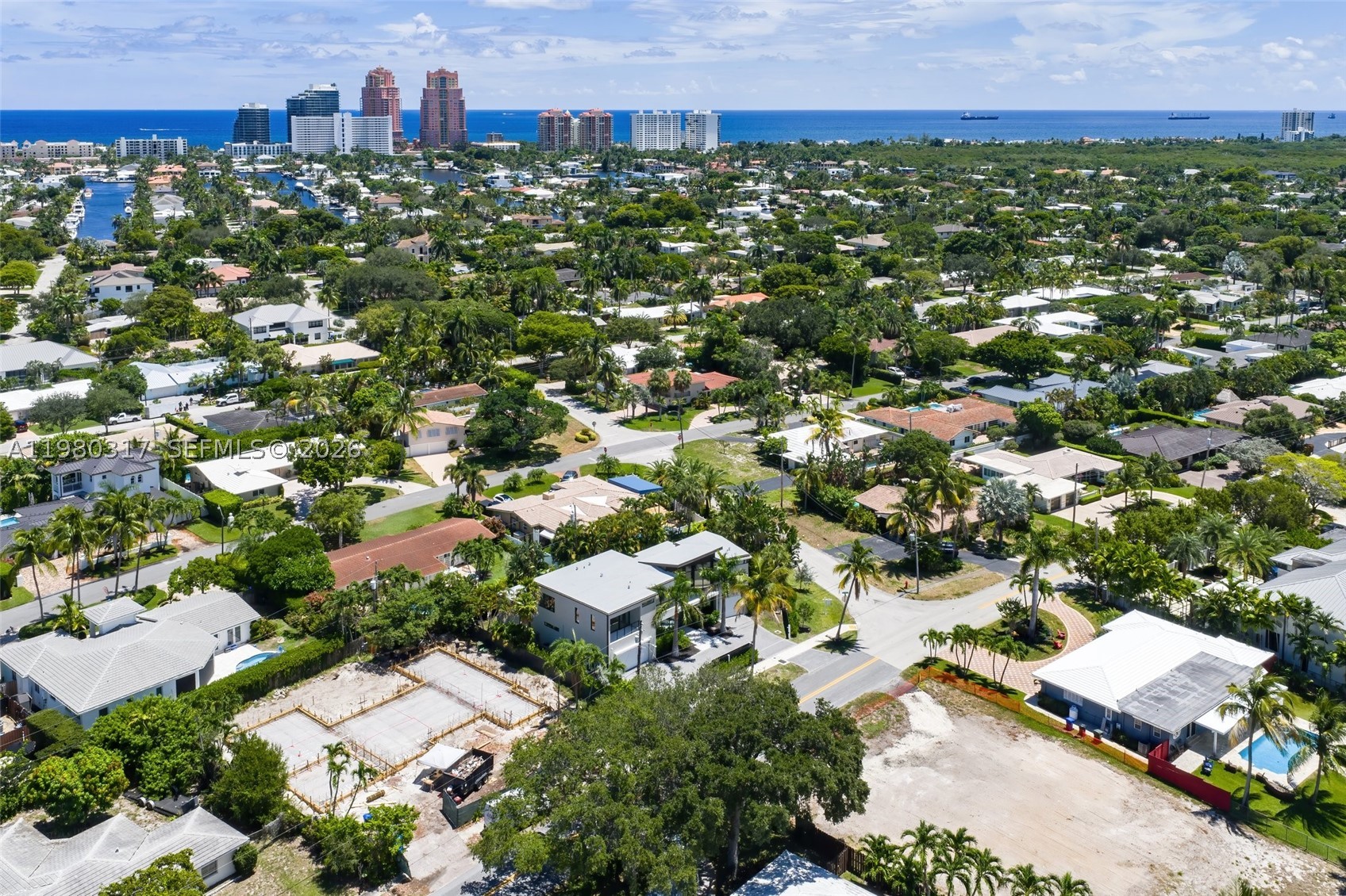 2500 Middle River Dr, Fort Lauderdale FL 33305