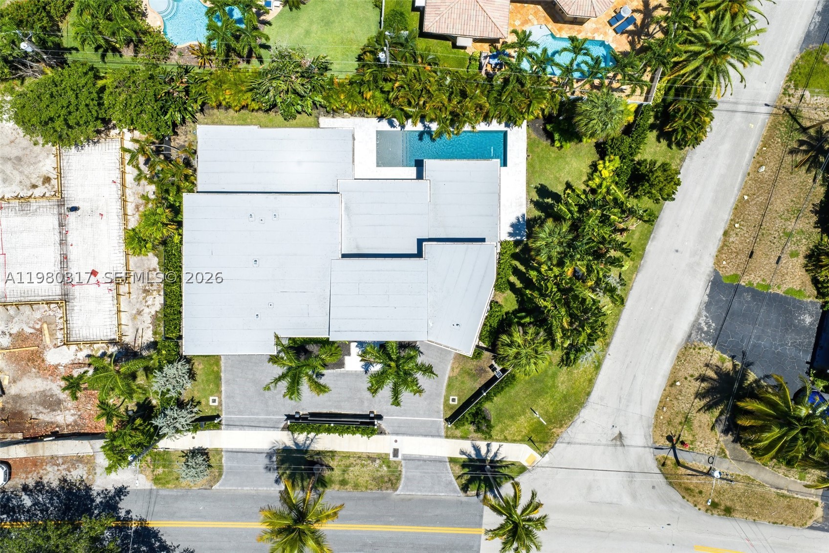 2500 Middle River Dr, Fort Lauderdale FL 33305