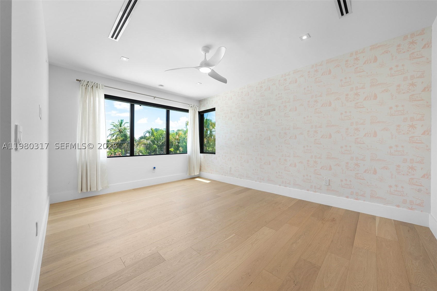 2500 Middle River Dr, Fort Lauderdale FL 33305