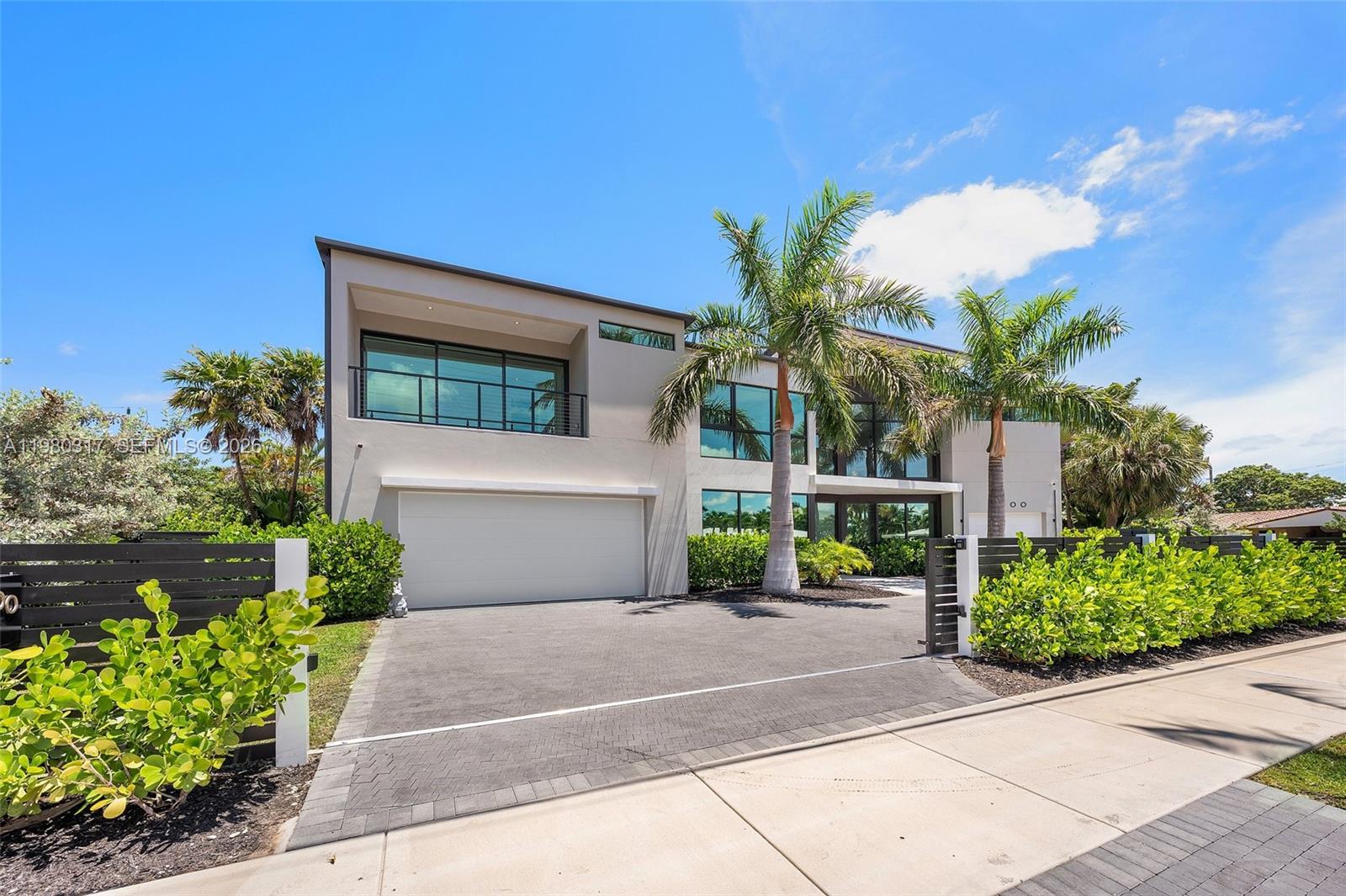 2500 Middle River Dr, Fort Lauderdale FL 33305