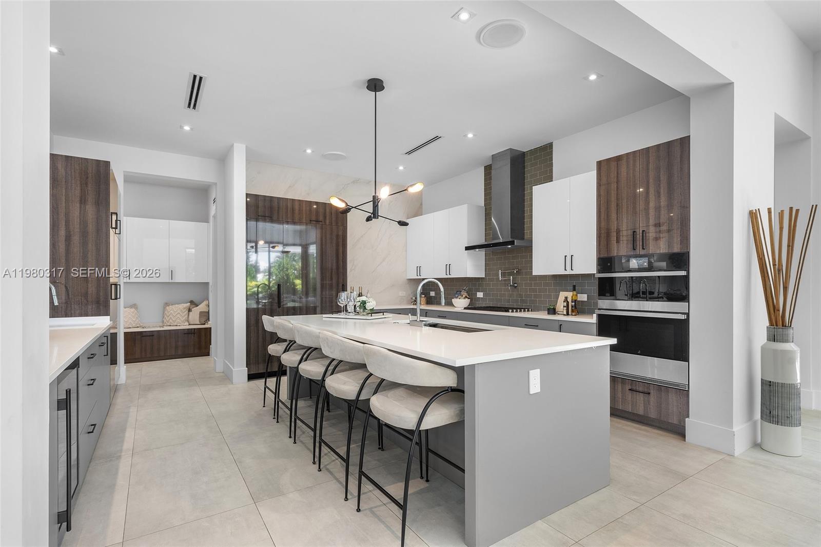 2500 Middle River Dr, Fort Lauderdale FL 33305