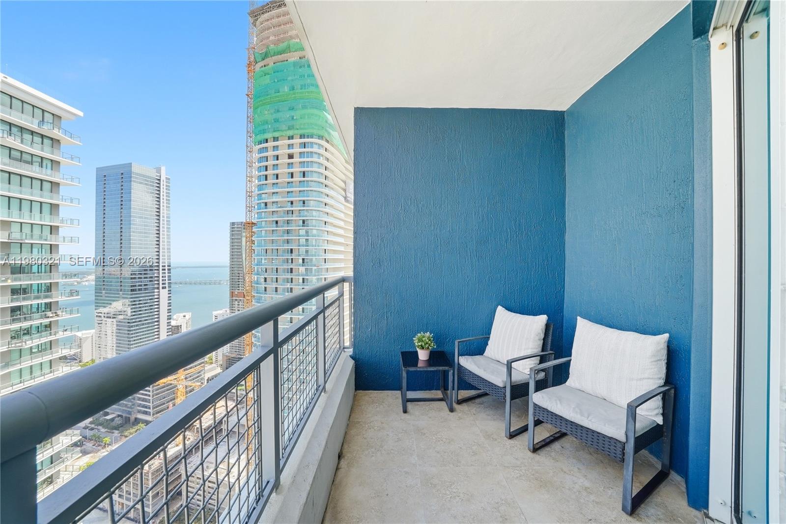 60 SW 13th St #4414, Miami FL 33130
