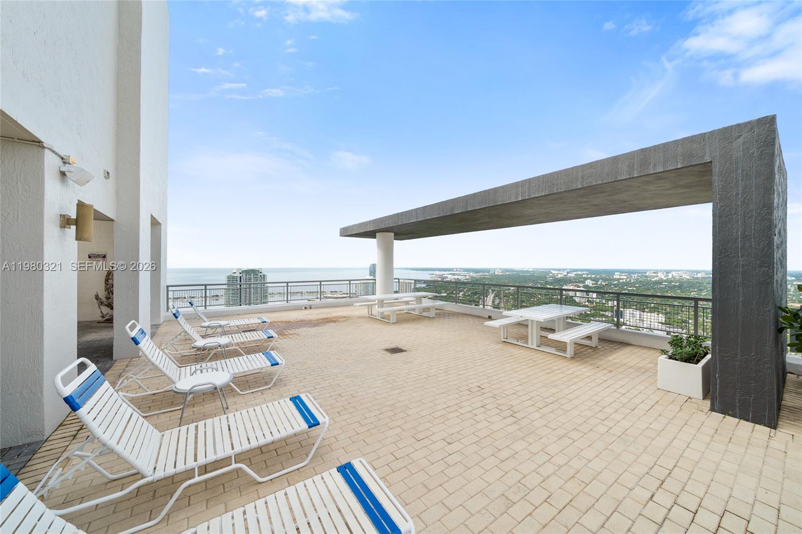 60 SW 13th St #4414, Miami FL 33130
