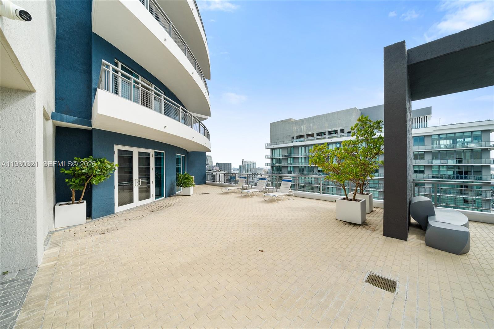 60 SW 13th St #4414, Miami FL 33130