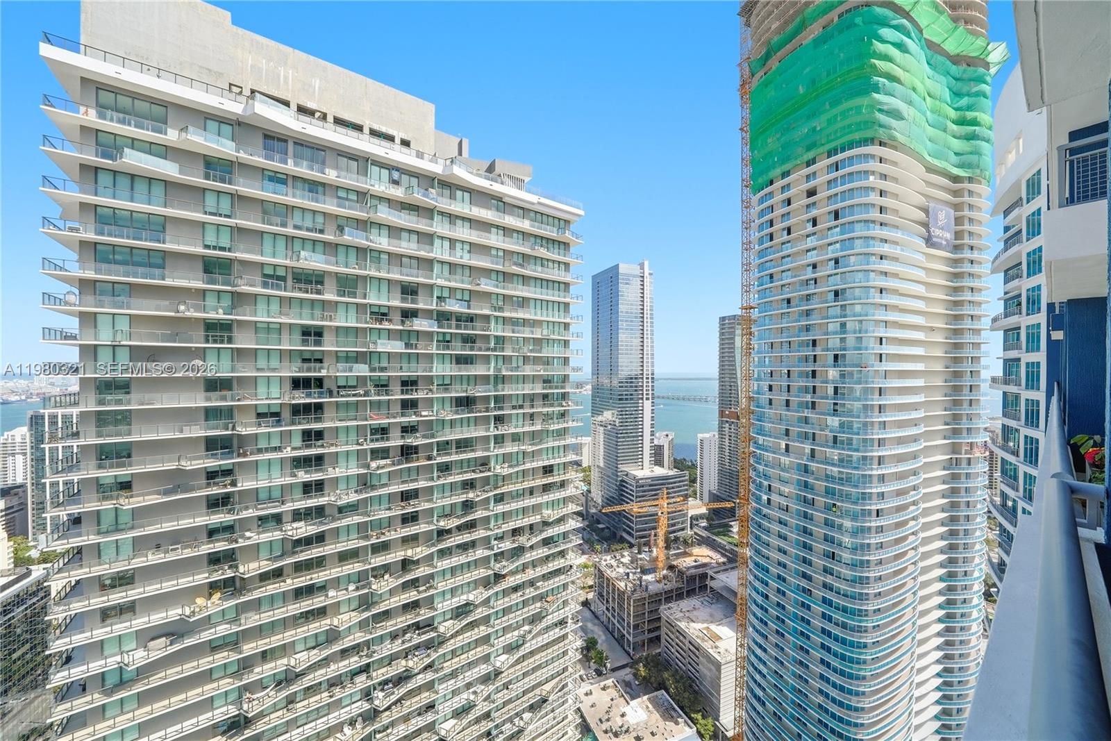 60 SW 13th St #4414, Miami FL 33130
