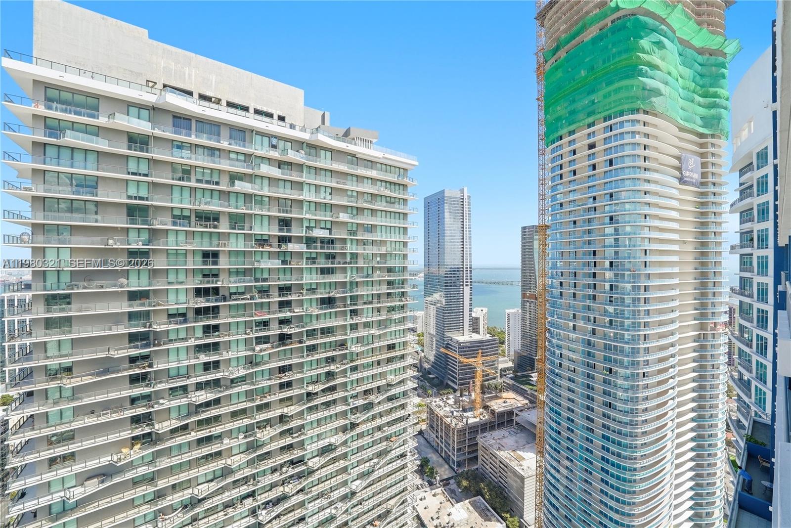 60 SW 13th St #4414, Miami FL 33130
