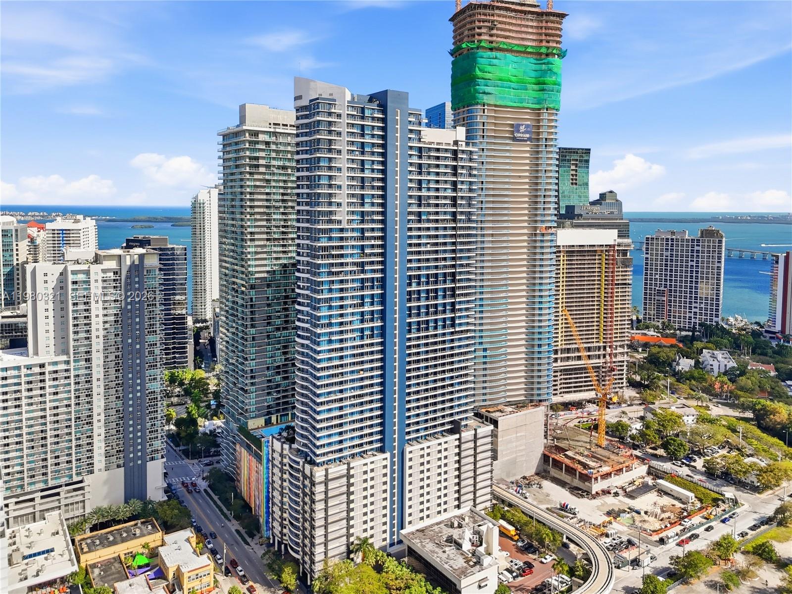 60 SW 13th St #4414, Miami FL 33130