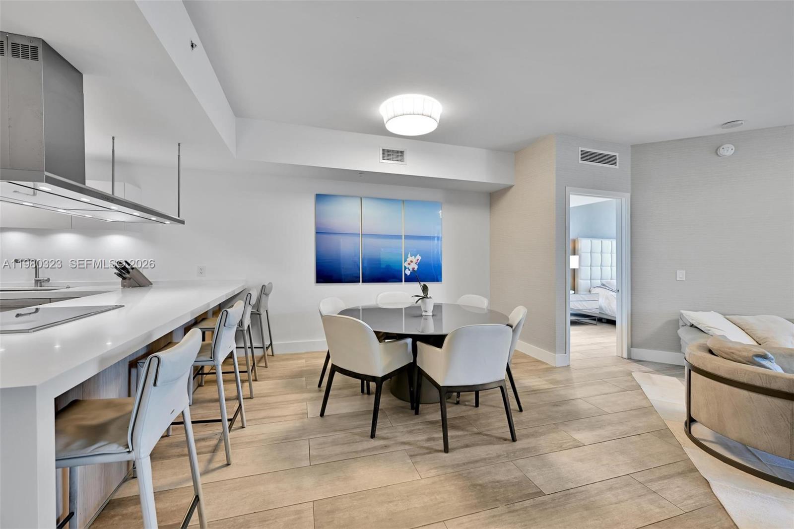 17111 Biscayne Blvd #207, North Miami Beach FL 33160