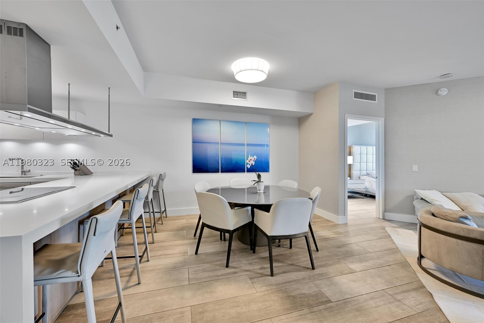 17111 Biscayne Blvd #207, North Miami Beach FL 33160