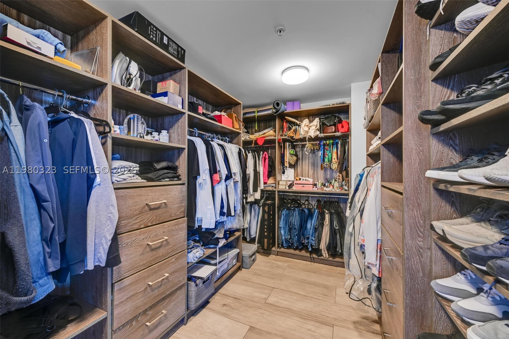 17111 Biscayne Blvd #207, North Miami Beach FL 33160