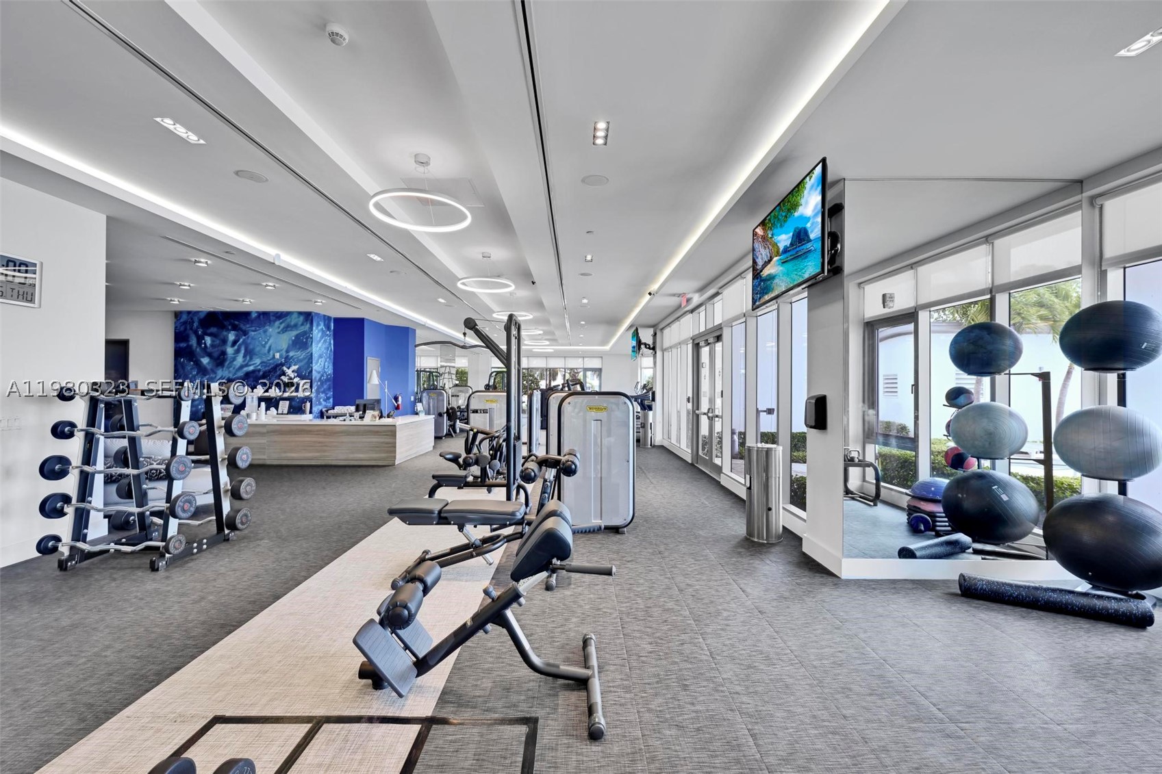 17111 Biscayne Blvd #207, North Miami Beach FL 33160